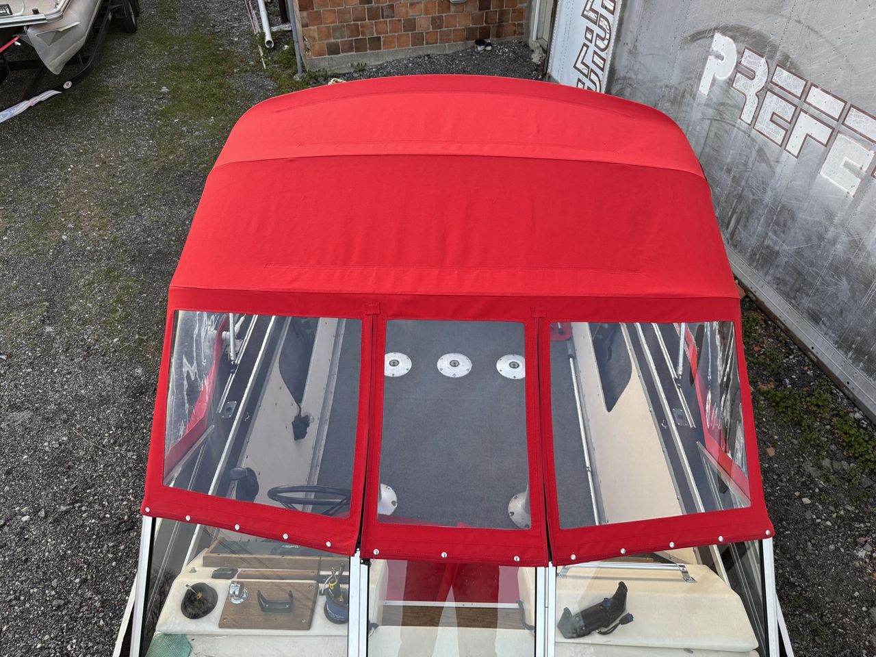 View Red canvas enclosure