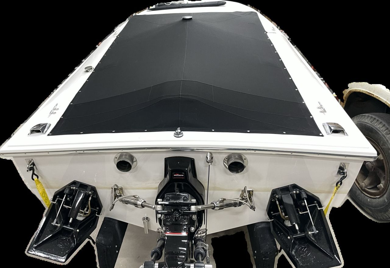 View Race boat cover